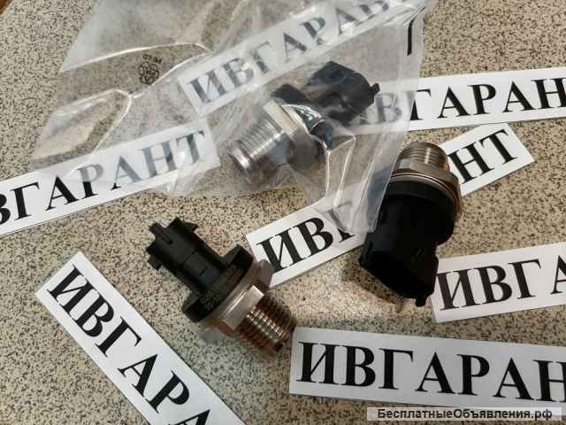 0281006325 Датчик топливной рампы 0281006325