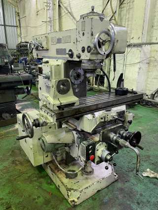 Широкоуниверсальный фрезерный станок 6р81ш