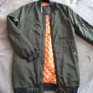 Куртка женская бомбер цвет хаки