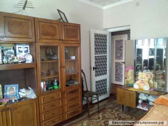 В Абхазии, г. Пицунда, Цитрусовый совхоз, 2 ух. комнатная квартира