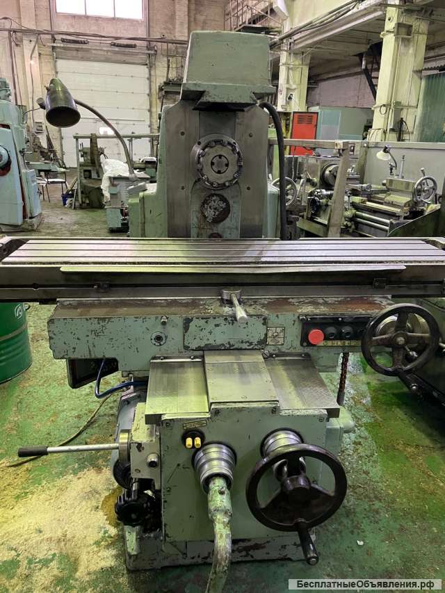 Горизонтальный фрезерный станок 6р83г