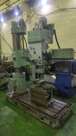 Радиально-сверлильный станок 2а554