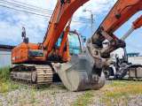 Doosan DX300LCA б/у экскаватор гусеничный 30 тонн