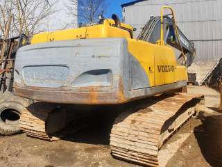 Volvo EC210B LC б/у экскаватор гусеничный 22 тонн