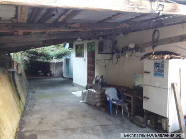 Участок и строение