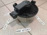 263G6-73101 Мотор отопителя Hitachi 263G6-73101, 263G673101