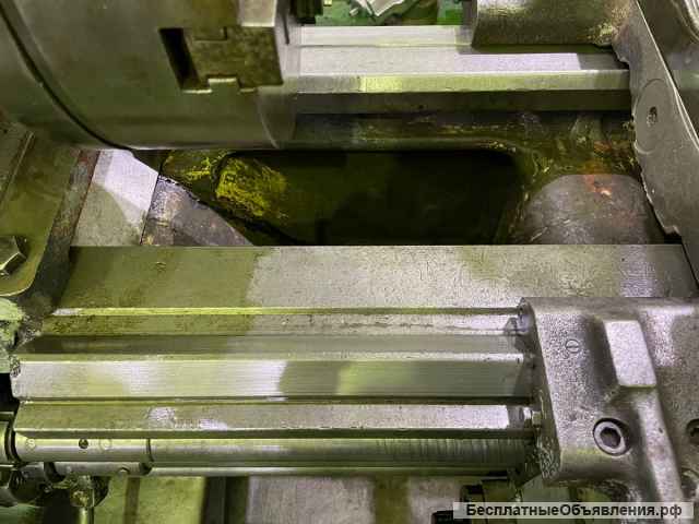 Токарный винторезный станок 1к62. РМЦ 1000 мм