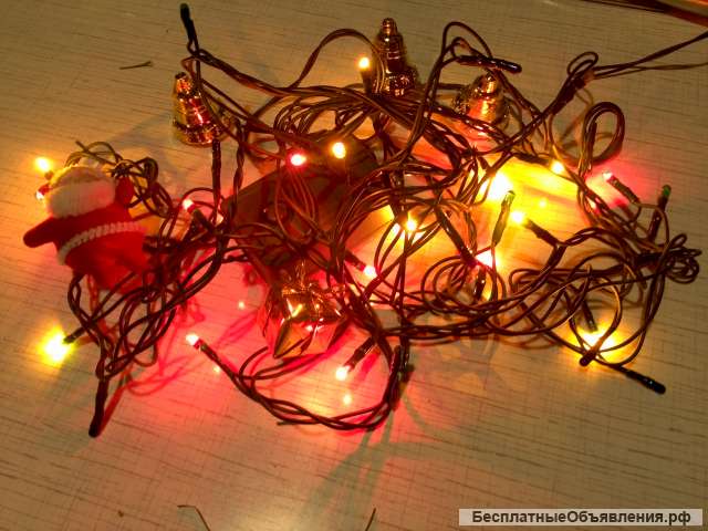 Ёлка с гирляндой настольная 65 см искусст. новая