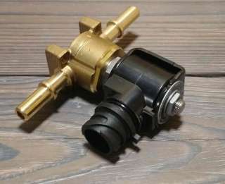 Электромагнитный клапан AdBlue VOLVO арт.21314742