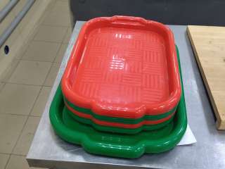 Подносы (разнося) плостиковые