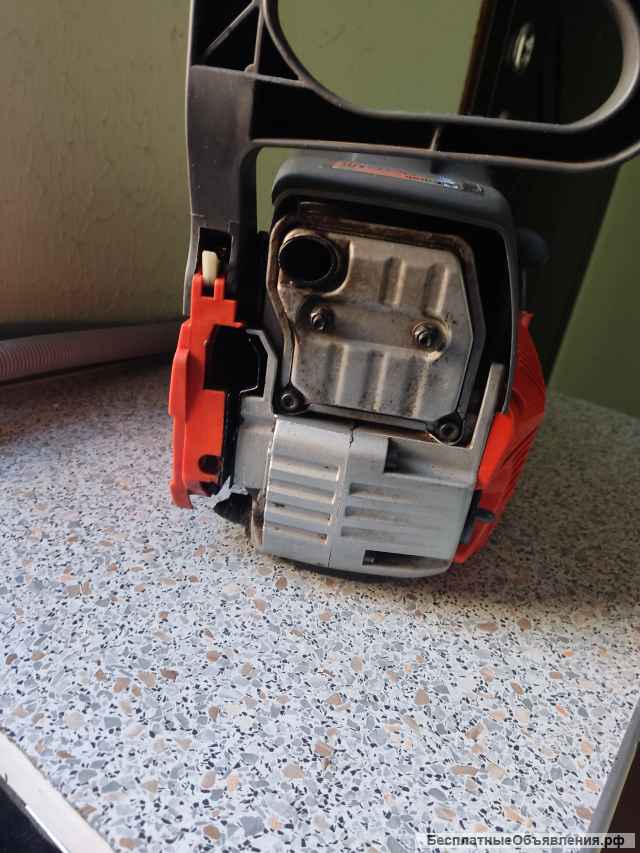 Б/у бензопила Oleo-mac gsh 51