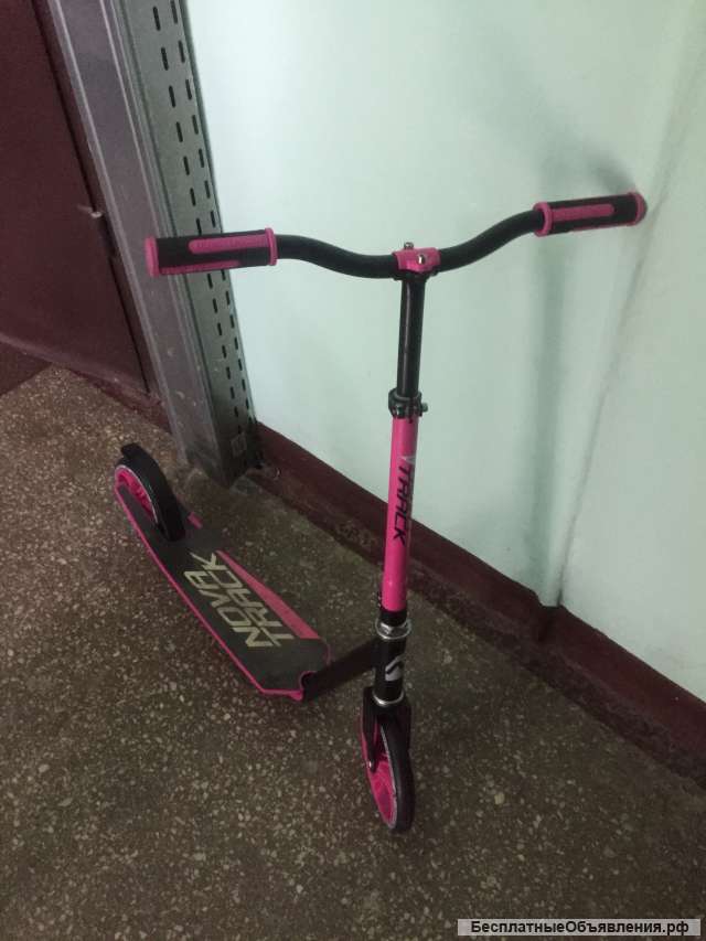 Самокат подростковый Novatrack POLIS 200