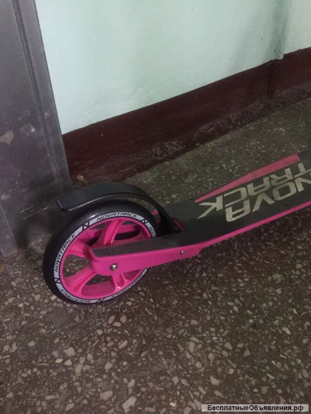 Самокат подростковый Novatrack POLIS 200