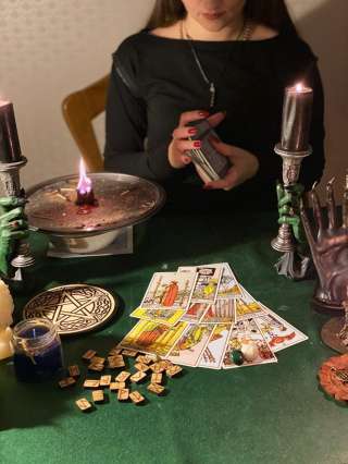 Гадание, привороты, диагностика порч/сглазов