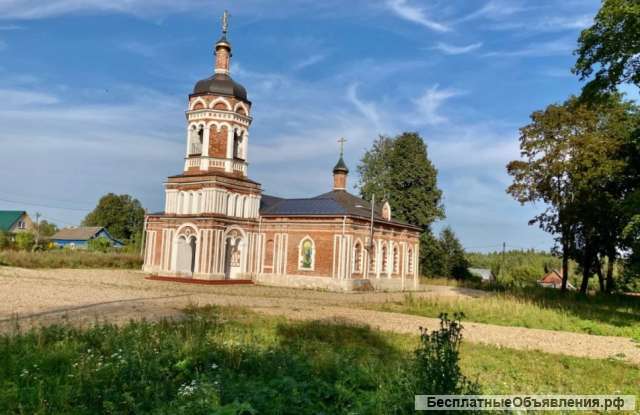 Участок возле леса и водохранилища. Лпх