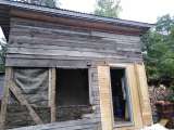 Демонтаж старых ветхих пристроек, домов, зданий