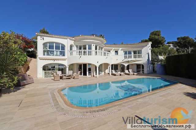 Роскошная вилла на берегу моря