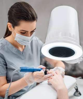 Маникюрная| педикюрная вытяжка 4BLANC Alize