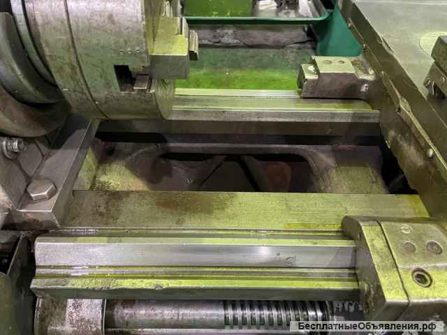 Токарный винторезный станок 16к20. РМЦ 1000 мм