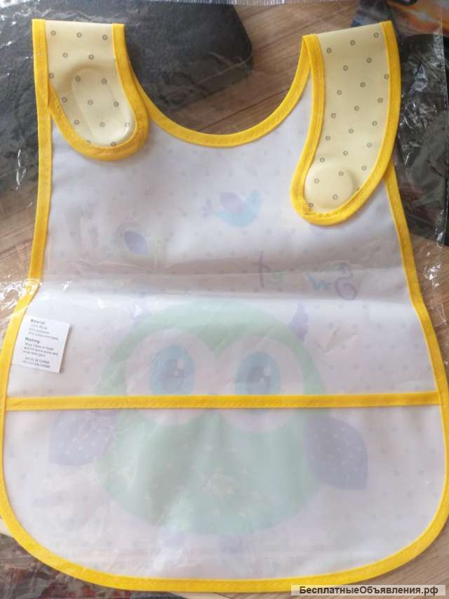 Слюнявчик с Совушкой, новый, не промокаемый