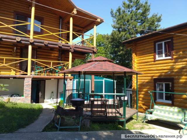 Отдых в Туапсе. Бревенчатый дом с бассейном в Дзеберкой.