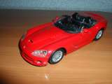 Машинка Dodge 1/18
