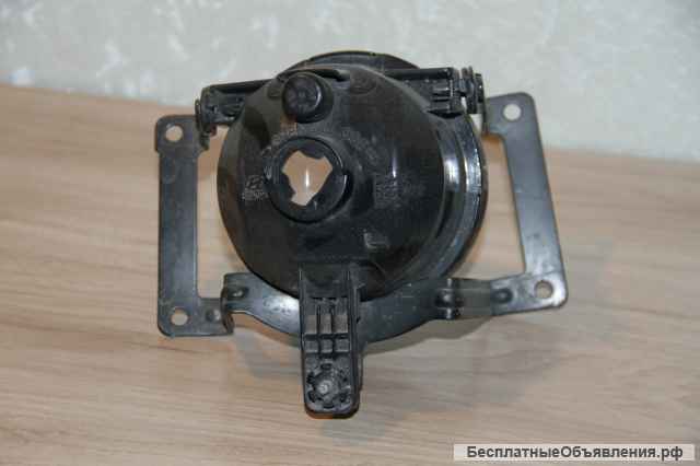 Hyundai tucson Фара противотуманная 92201-2E000