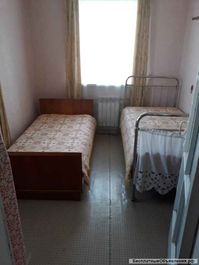 3-комн. квартира в пос. Новорепьевский с мебелью, техникой, постройками. Заезжай - живи.