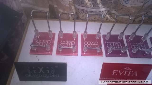 Подставки для обуви и рекламы