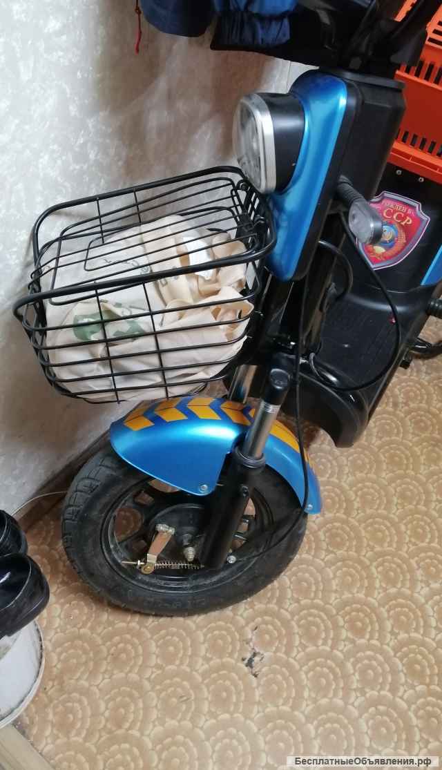 Электроскутер 48v 40a/h