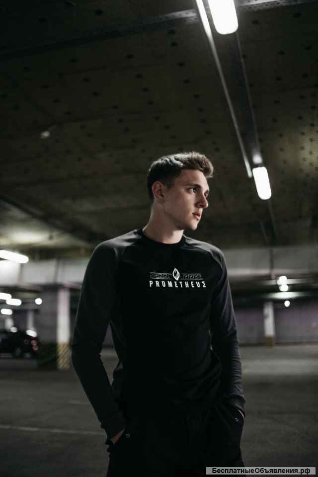 Мужской свитер