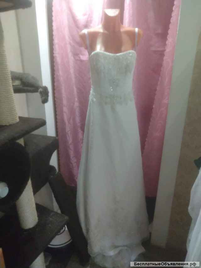 Свадебные платья