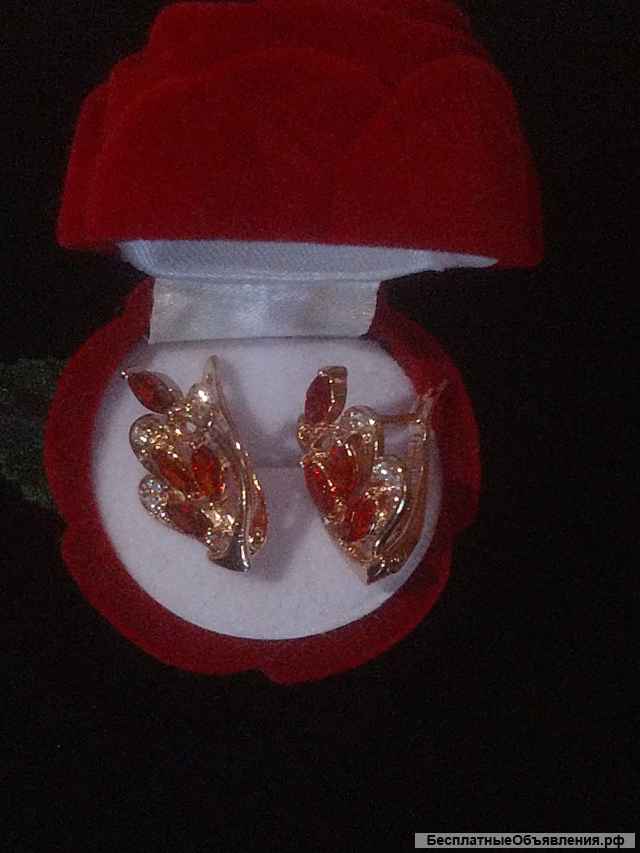 Свадебные платья