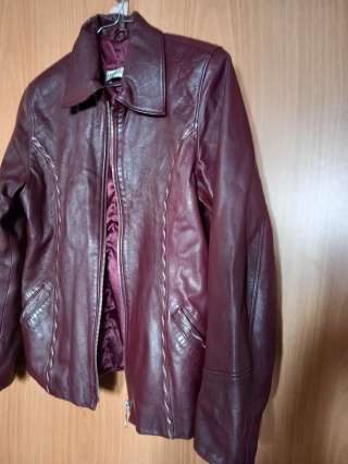 Куртки женские 44 46 р