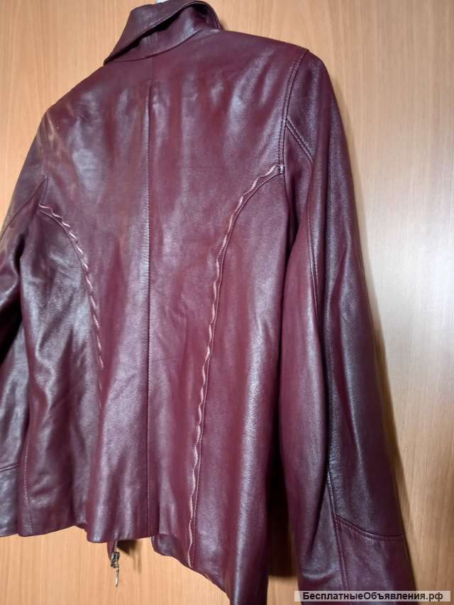 Куртки женские 44 46 р