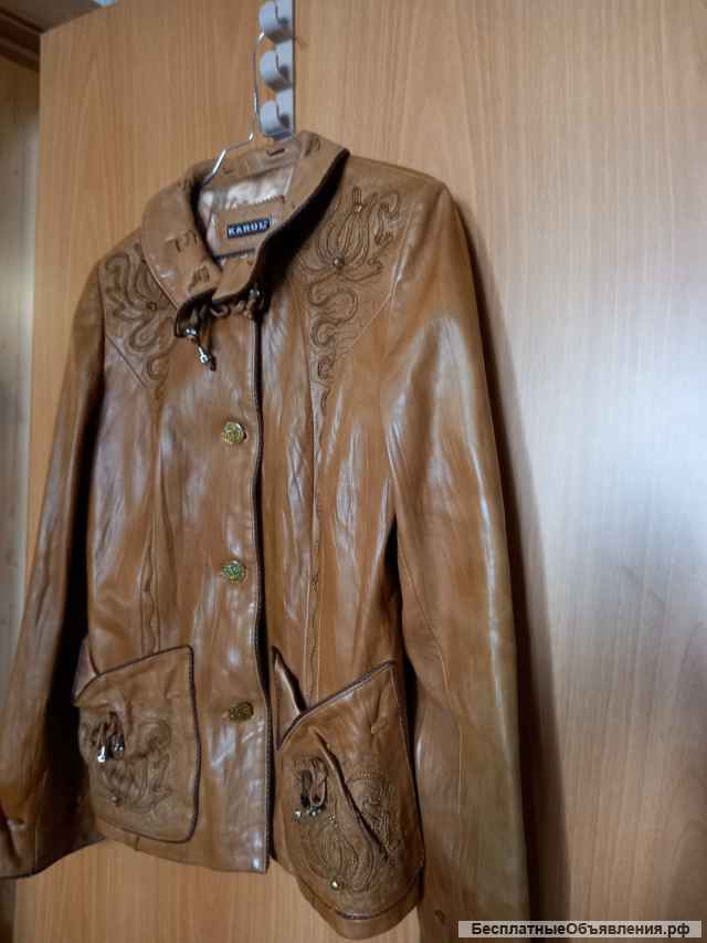Куртки женские 44 46 р