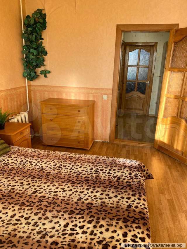 Сдаю 3-х комнатную квартиру на длительный срок