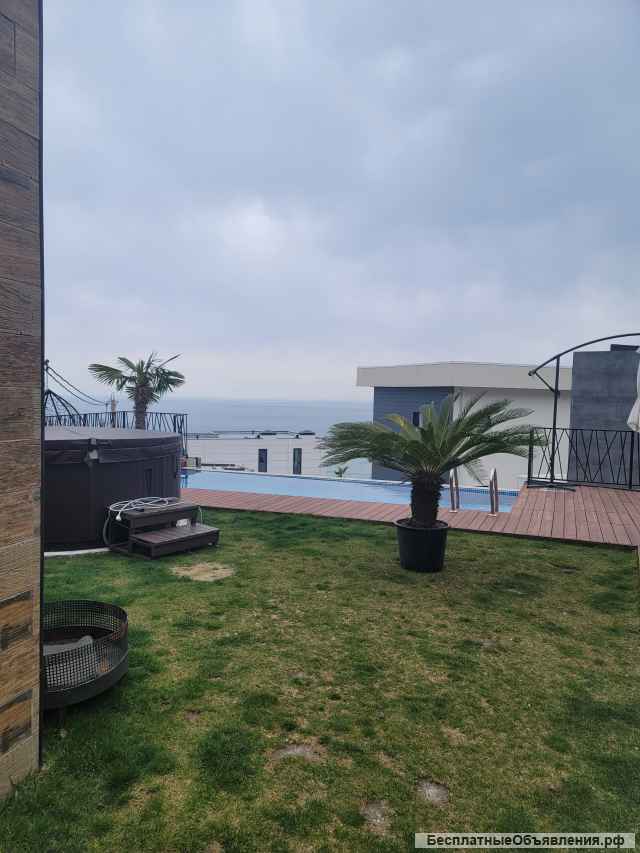 Дом с панорамным видом на море в элитном районе