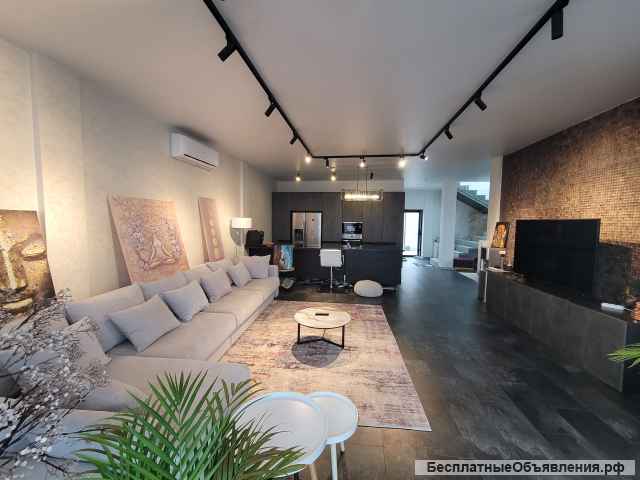 Дом с панорамным видом на море в элитном районе