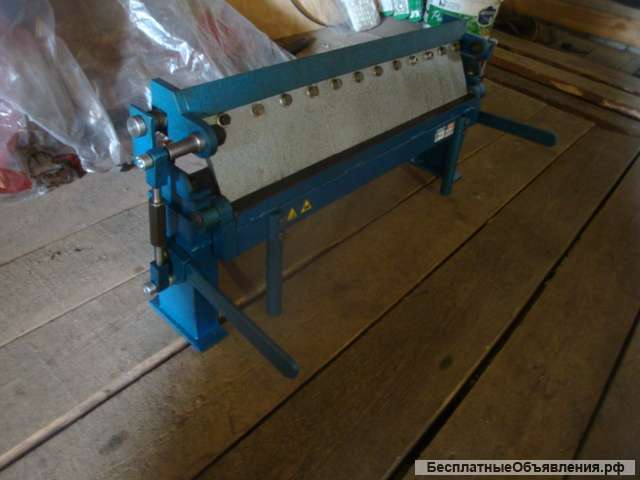 Настольный сегментный листогиб