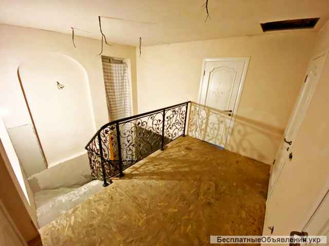 Таунхаус на Спартаківській за податковою