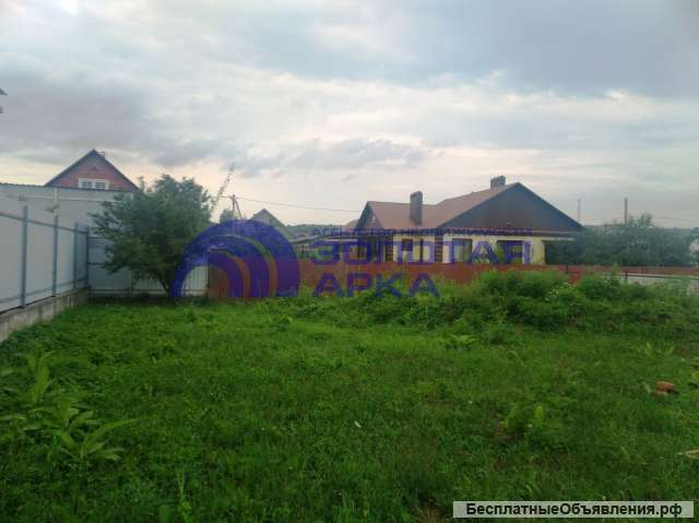 Участок 5 соток в спальном районе города