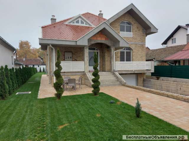 Новый роскошный дом в центре Инджии - Сербия