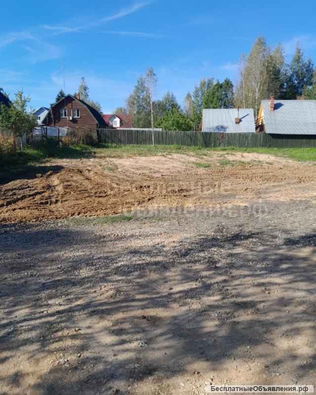 Участок 6 соток рядом с лесом и рекой