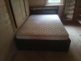 Кровать с матрасом новая