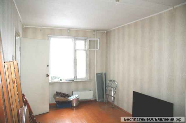 3 комнатную квартиру на Юго-Западе Екатеринбурга