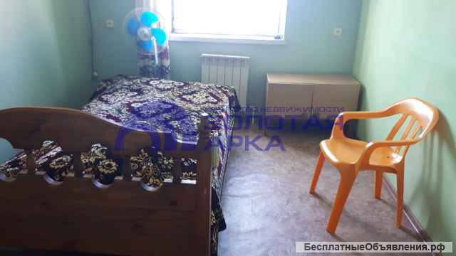 Добротный, кирпичный, большой дом на земельном участке в курортном пос.Сенной