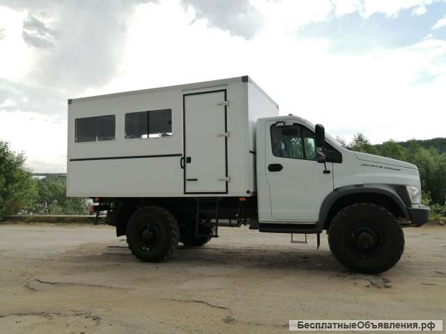 Вахтовый автобус ГАЗ SADKO NEXT