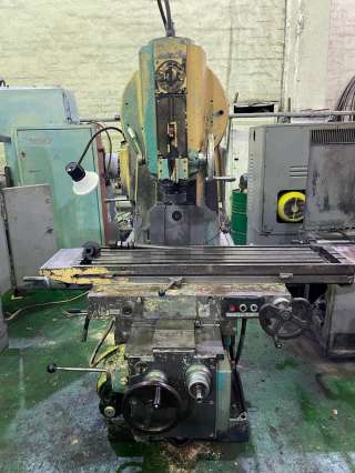 Вертикальный фрезерный станок 6Р12-2