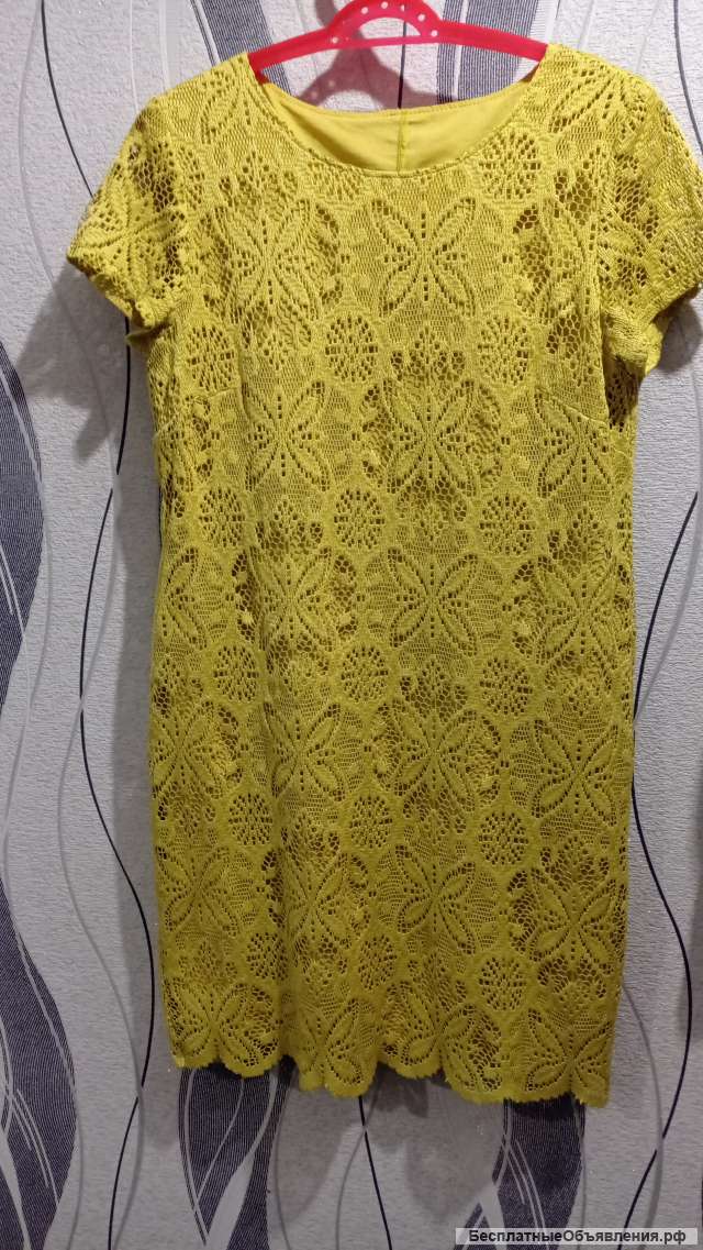 Платье размер 44-46. длина 87 см